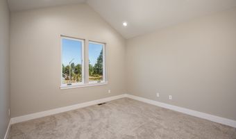 24934 WESTFIELD Ave, Veneta, OR 97487