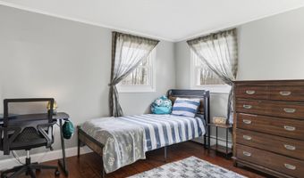 9 Tuttle Rd, Bedford, NH 03110