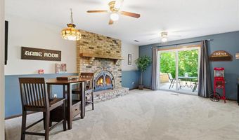 15873 Hayes Trail Ct, Apple Valley, MN 55124