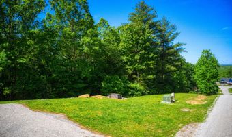 305 Griffin Ln, Allardt, TN 38504