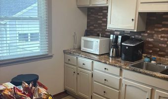 917 9th St, Aurora, NE 68818