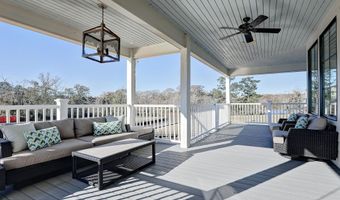 9405 Wahoo Ln, Abbeville, LA 70510