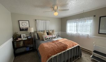 325 1ST N St, Cokeville, WY 83114