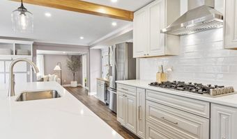 31 Manor Rd, Bolton, MA 01740