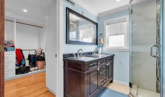 3 N Smith St N, Avenel, NJ 07001