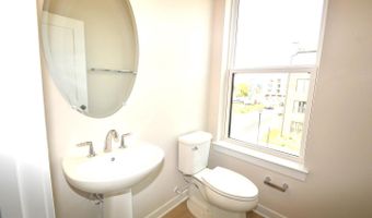 43795 MIDDLEWAY Ter, Ashburn, VA 20147