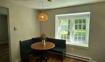 10 Falls River Cir, Essex, CT 06442