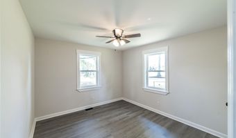 26220 Children Ln, Athens, AL 35613