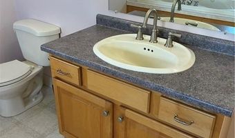 1 Rolfe Sq 2, Cranston, RI 02910