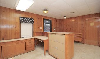 1006 S Hayes St, Garnett, KS 66032