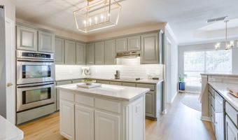 270 Bluff View Ct, Aledo, TX 76008