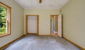 34 Peabody Dr, Brentwood, NH 03833