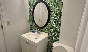 150 Davis St, Blackville, SC 29817