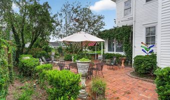 12 Dyal St, Baxley, GA 31513