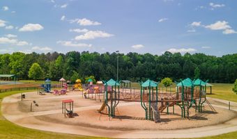 521 Almere Dr, Hampton, GA 30228