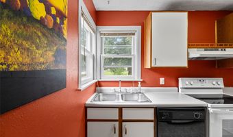926 Duff Ave, Ames, IA 50010