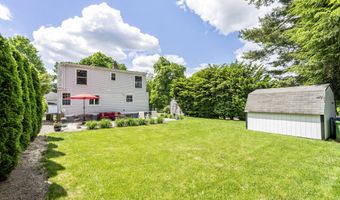 22 Rowe Pl, Bristol, CT 06010
