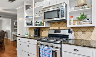 303 Lakeview Dr, Andalusia, AL 36420