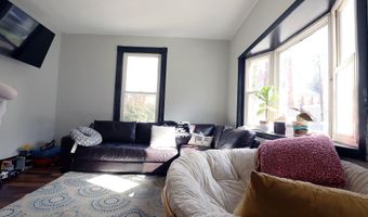 41 Dunn St, Auburn, ME 04210