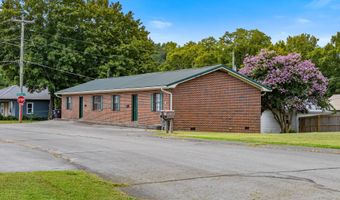 409 High St, Athens, TN 37303