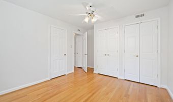 9407 WADSWORTH Dr, Bethesda, MD 20817