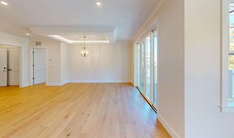 1 Longview Dr 205, Atkinson, NH 03811