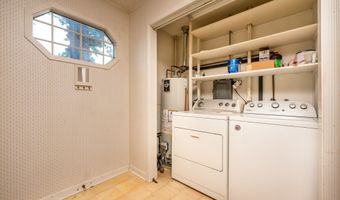 1512 Carroll Ave, Ames, IA 50010