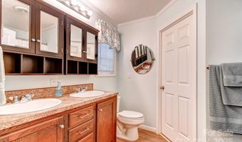 20 Jessica Ln, Barnardsville, NC 28709