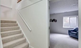 2025 N GLEBE Rd, Arlington, VA 22207