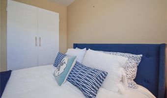 70 Carroll Ave 509, Newport, RI 02840