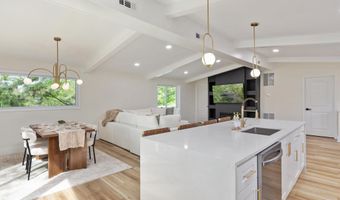 139 LAURA Ct, Basye, VA 22810