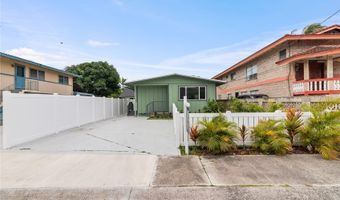 631 Punaa St, Kailua, HI 96734