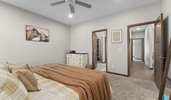 500 E Cairos Pl, Brandon, SD 57005