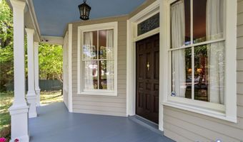 802 S Center St, Ashland, VA 23005
