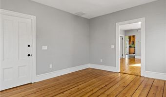 88 Burton St, Bristol, RI 02809
