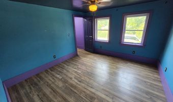 128 Elm St, Cabot, VT 05647