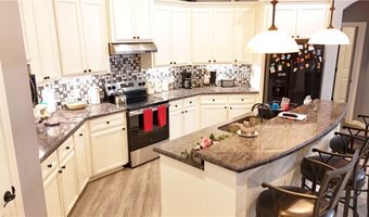 570 County Road 137, Alice, TX 78332