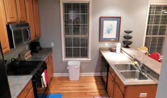 15 Meridian Rd, Beaufort, SC 29907