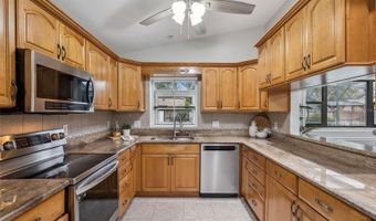 2937 S BERMUDA Ave, Apopka, FL 32703