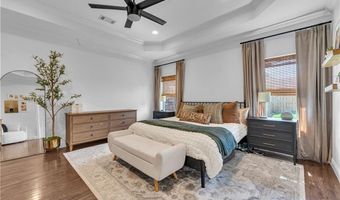 3705 Oakbrooke Ave, Bentonville, AR 72712