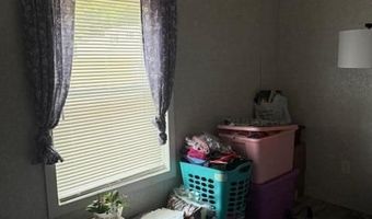 153 Sparrow Dr, Augusta, ME 04330