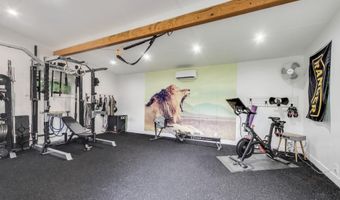 4422 NEPTUNE Dr, Alexandria, VA 22309