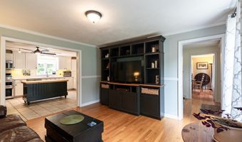 116 Deer Ridge Dr, Barrington, NH 03825