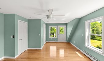 9 Hounds Way, Bath, ME 04530