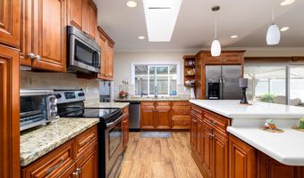 17219 Village 17, Camarillo, CA 93012