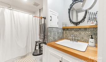 23 Laurel Loop, Asheville, NC 28806