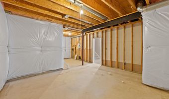 19608 EDGEMONT Sq, Ashburn, VA 20147
