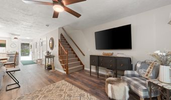 21 Village W Dr 15, Alexandria, NH 03222