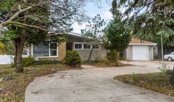 19 W682 Army Trail Blvd, Addison, IL 60101