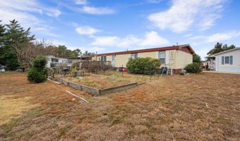 8 Mary Ct, Barnegat, NJ 08005